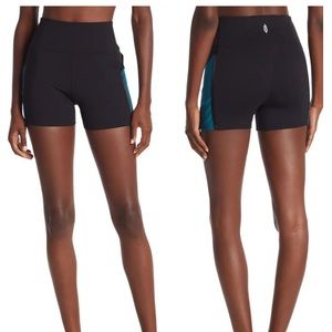 NWT free people/fp movement ticker to paradise bike shorts, Size L